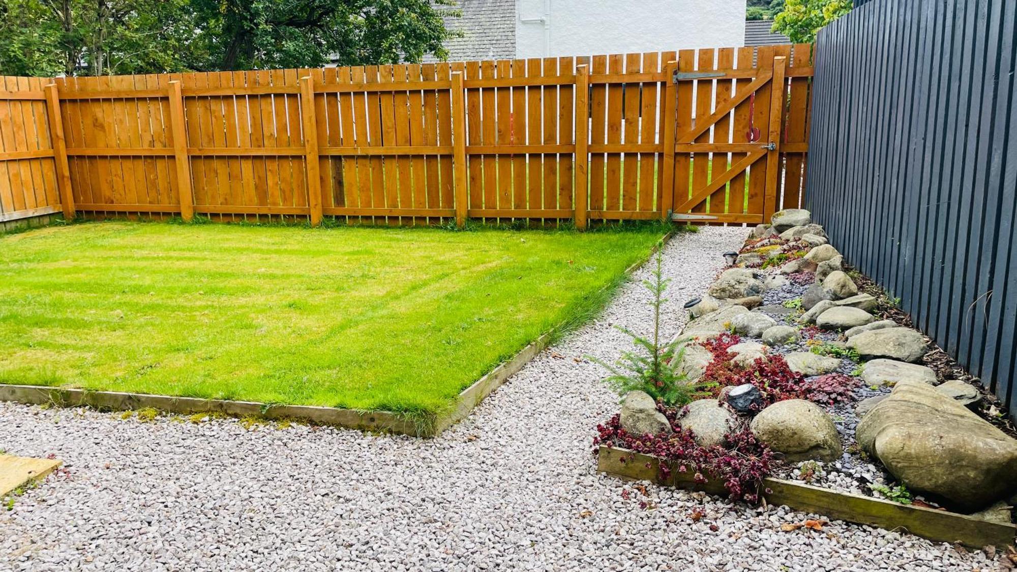 Hideaway Pod Near Loch Ness For A Tranquil Retreat Apartment Lewiston Exterior photo